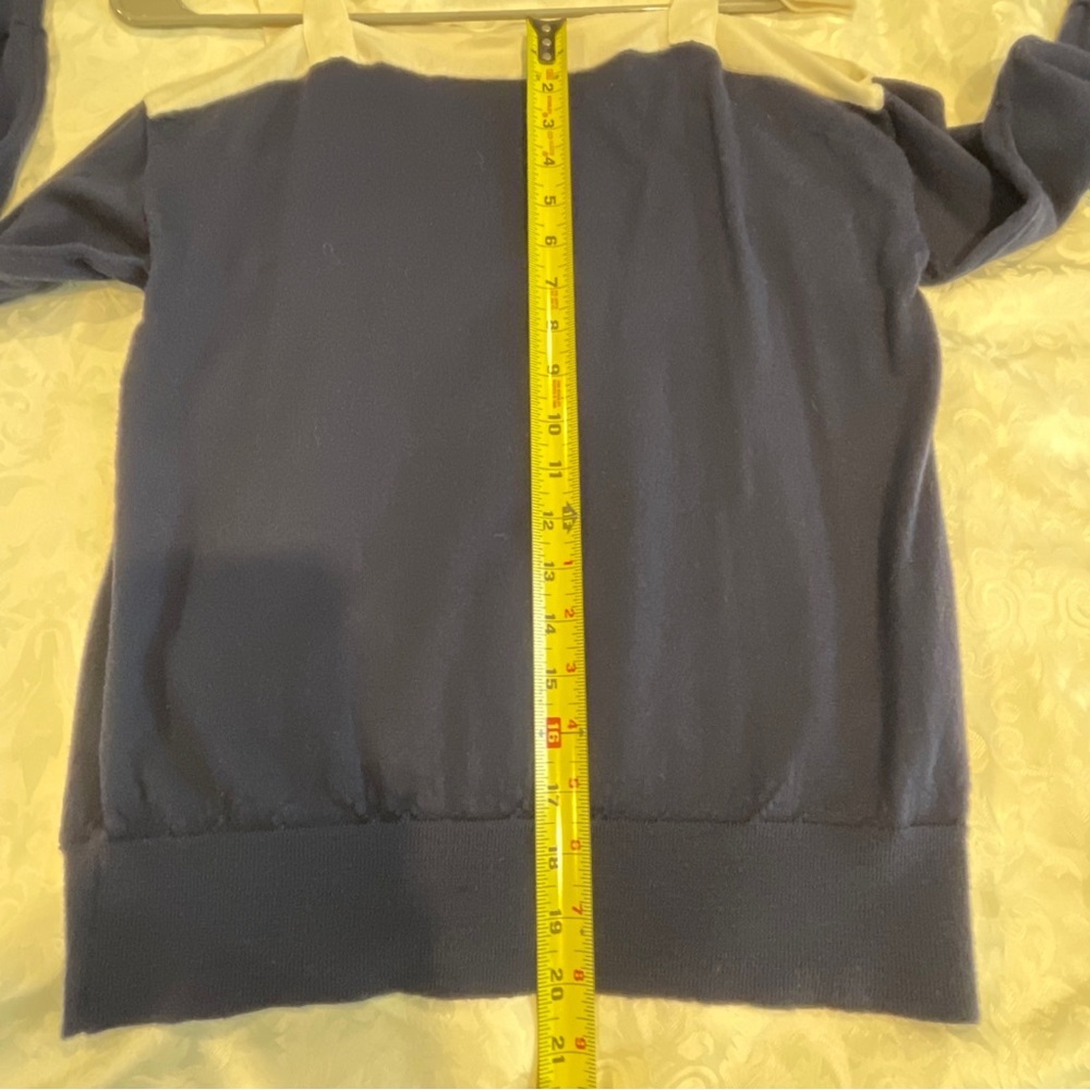 J.CREW Blue 100% Merino Wool Sweater Pullover Cold Shoulder Top Size Small - Picture 12 of 16